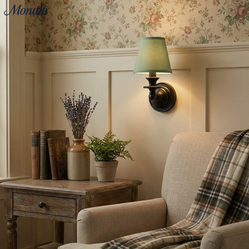 Wandlamp met stoffen kap en zwanenhalsarm – smeedijzeren armatuur met verstelbare leeslamp | Sansoti
