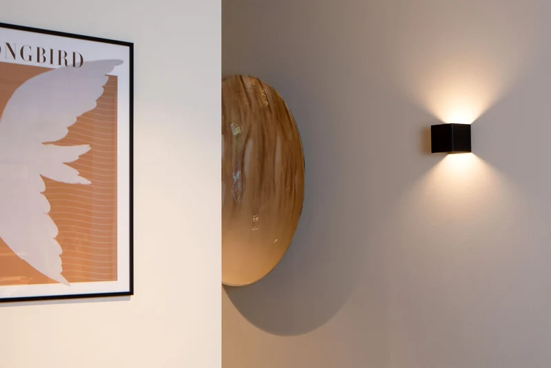 LED-Akku-Wandleuchte Vertigo mit Bewegungsmelder und Touchdimmer IP54
