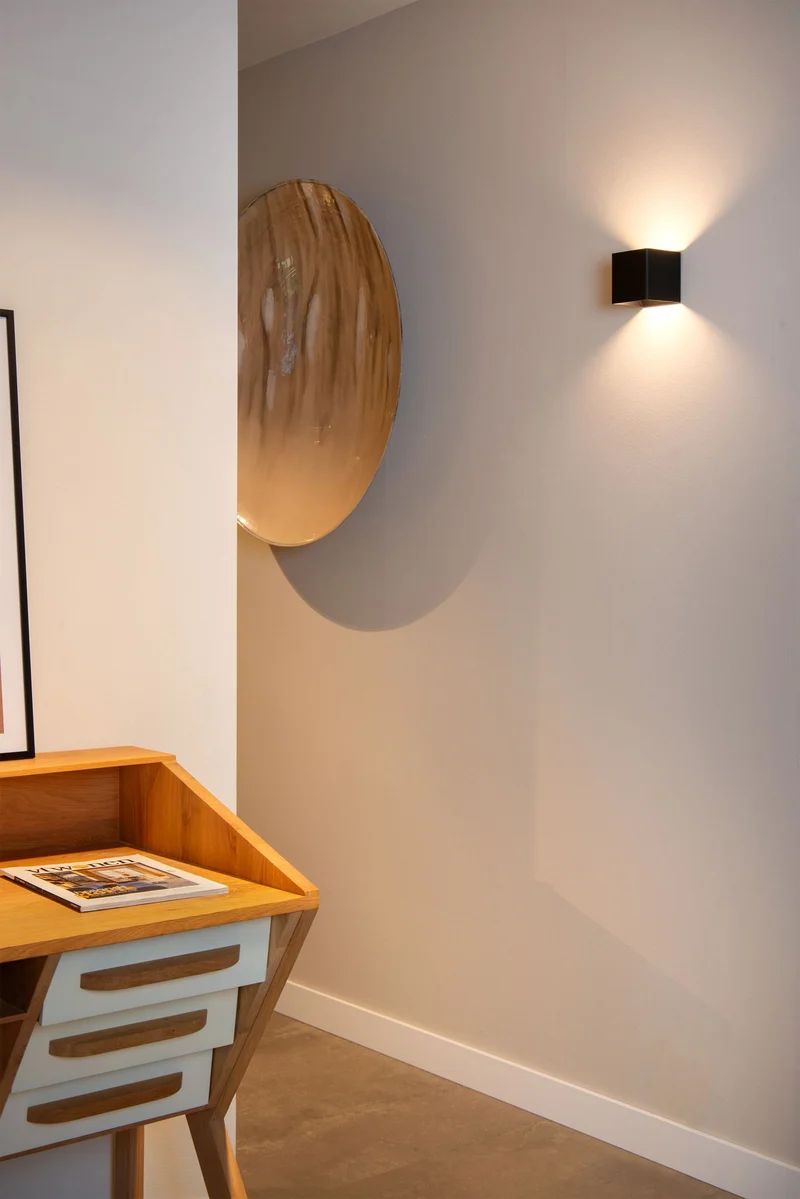 LED-Akku-Wandleuchte Vertigo mit Bewegungsmelder und Touchdimmer IP54