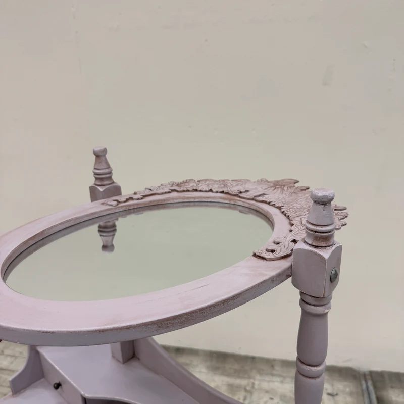 Thomas Klotz Upcycling Schminktisch „Alice im Wunderland“ Zartlila Lavendel Design Unikat