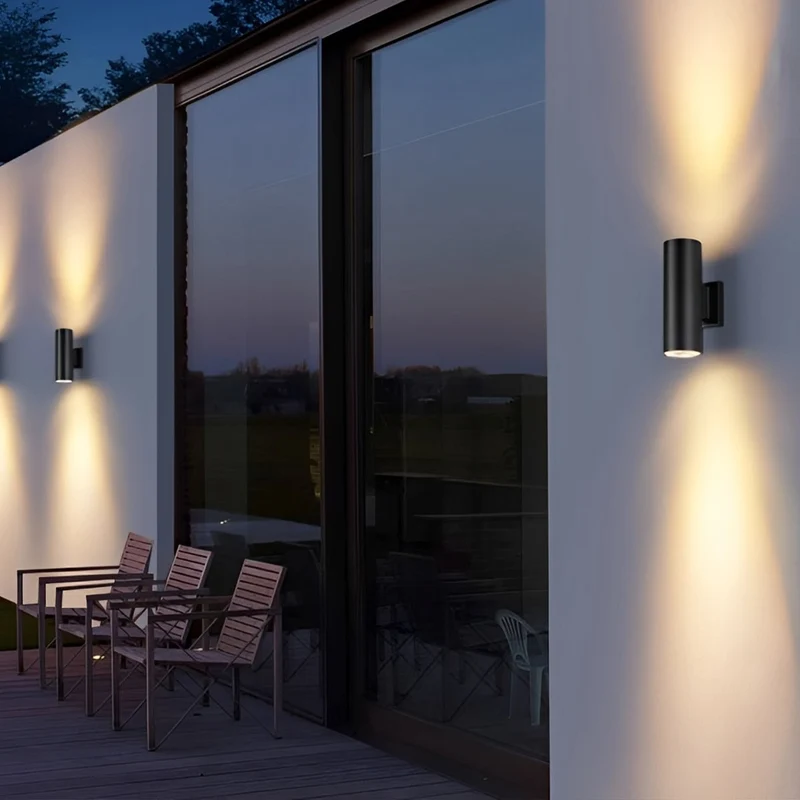 Cilindrische LED Buitenwandlamp Waterdicht Bidirectioneel Licht Zwart Aluminium IP65 Wandverlichting | Sansoti