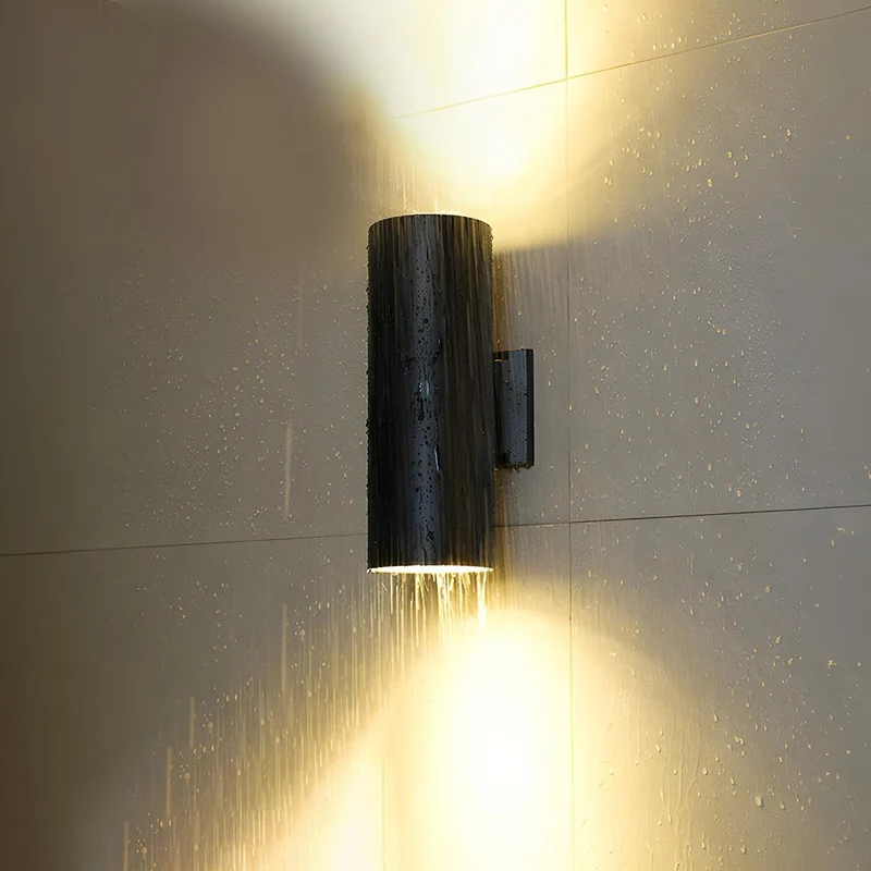 Cilindrische LED Buitenwandlamp Waterdicht Bidirectioneel Licht Zwart Aluminium IP65 Wandverlichting | Sansoti