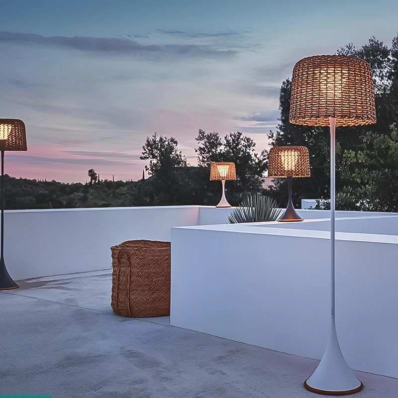 Gevlochten Buitenlamp op Zonne-energie LED Staande Vloerlamp Waterdicht Tuinverlichting voor Terras Tuin Balkon | Sansoti