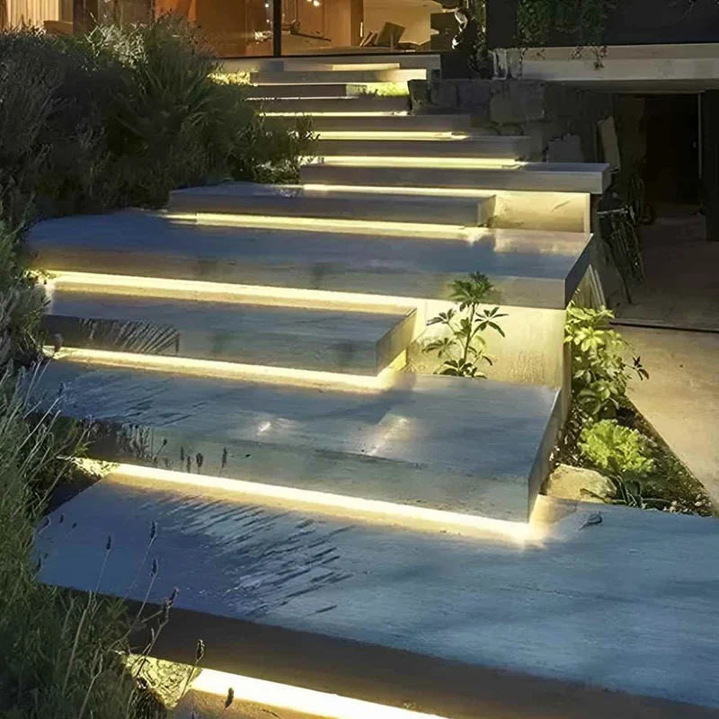 Flexibele LED-strip 24V Waterdicht IP68 Warm Wit voor Tuin Terras Vijver Inbouw Buitenverlichting Sfeer | Sansoti