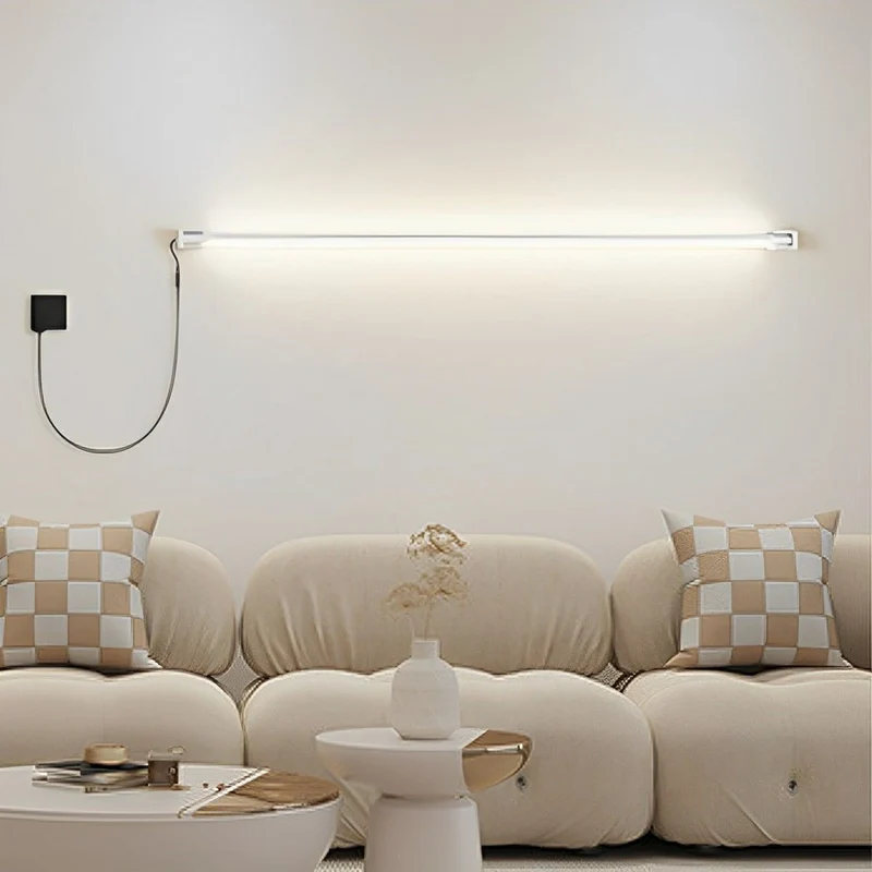 Draaibare LED Wandlamp Strip Zwart Wit Minimalistisch Design Verstelbaar 360 Graden Sfeervol Accent Modern | Sansoti