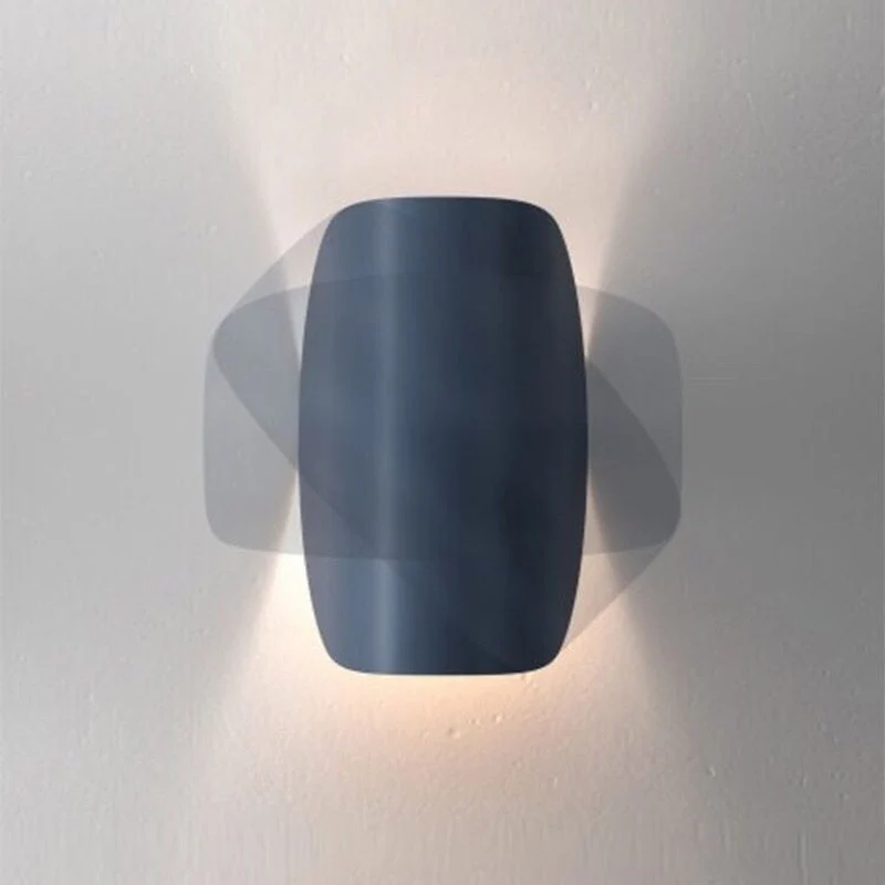 LED Wandlamp Beer met Ballon 360° Draaibaar Metaal Zwart Wit Rood Blauw Kinderkamer Slaapkamer Woonkamer | Sansoti