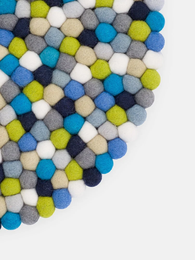Filzkugel Sitzauflage Fritz Rund|Multi-Blau|von myfelt|Ø36cm