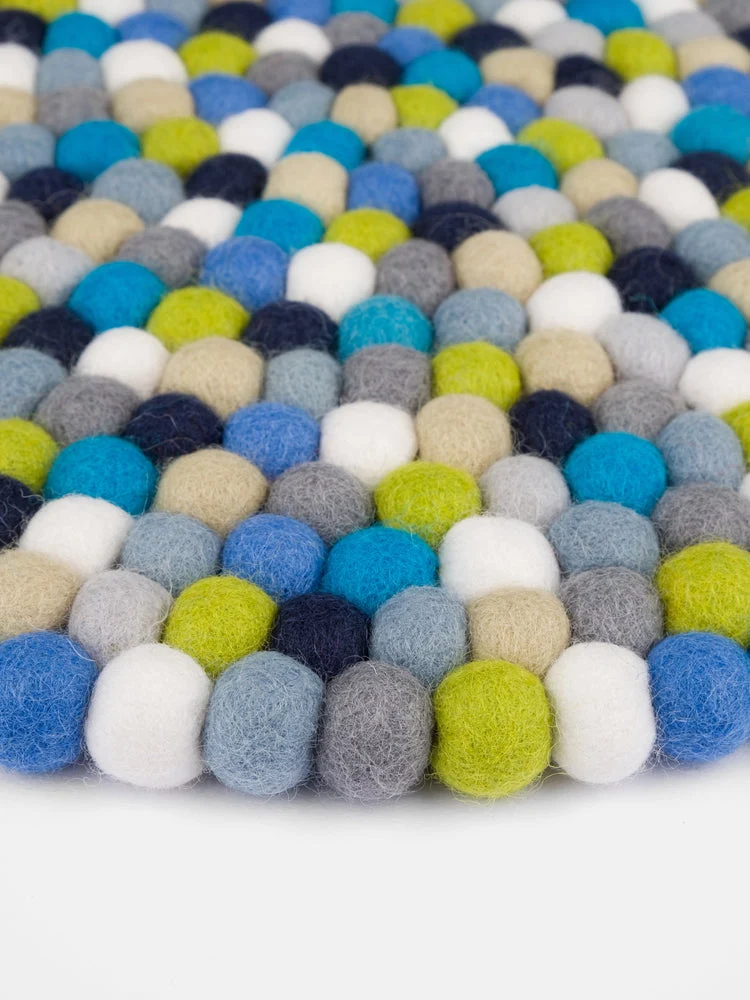 Filzkugel Sitzauflage Fritz Rund|Multi-Blau|von myfelt|Ø36cm