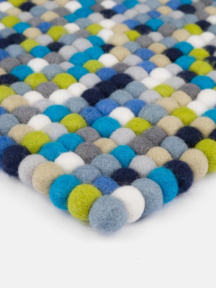 Filzkugel Sitzauflage Fritz 36x36 cm|Multi-Blau|von myfelt