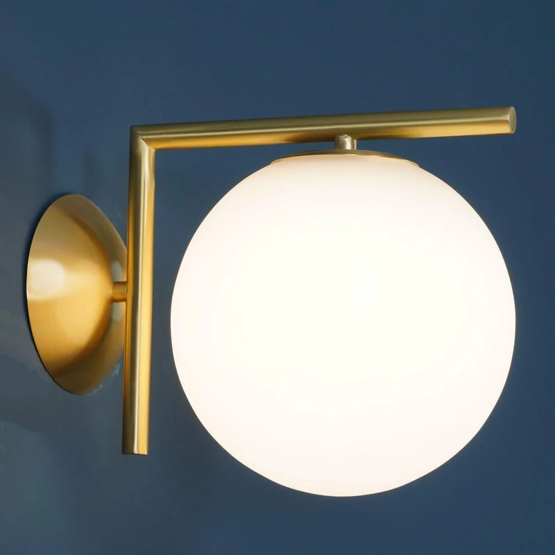 Wandlamp Geblazen Glas Opaline Bol Minimalistische Verlichting Zwart Goud Scandinavisch Design Sfeerlicht | Sansoti