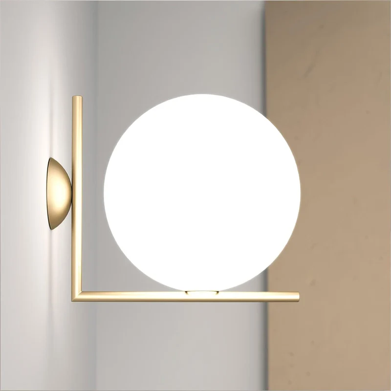 Wandlamp Geblazen Glas Opaline Bol Minimalistische Verlichting Zwart Goud Scandinavisch Design Sfeerlicht | Sansoti