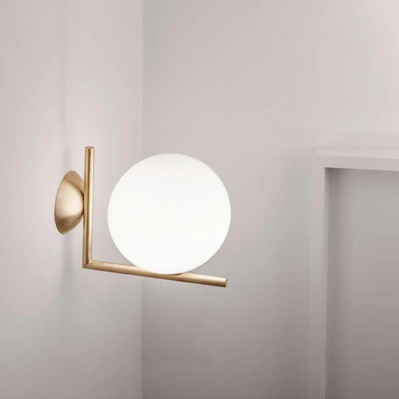 Wandlamp Geblazen Glas Opaline Bol Minimalistische Verlichting Zwart Goud Scandinavisch Design Sfeerlicht | Sansoti
