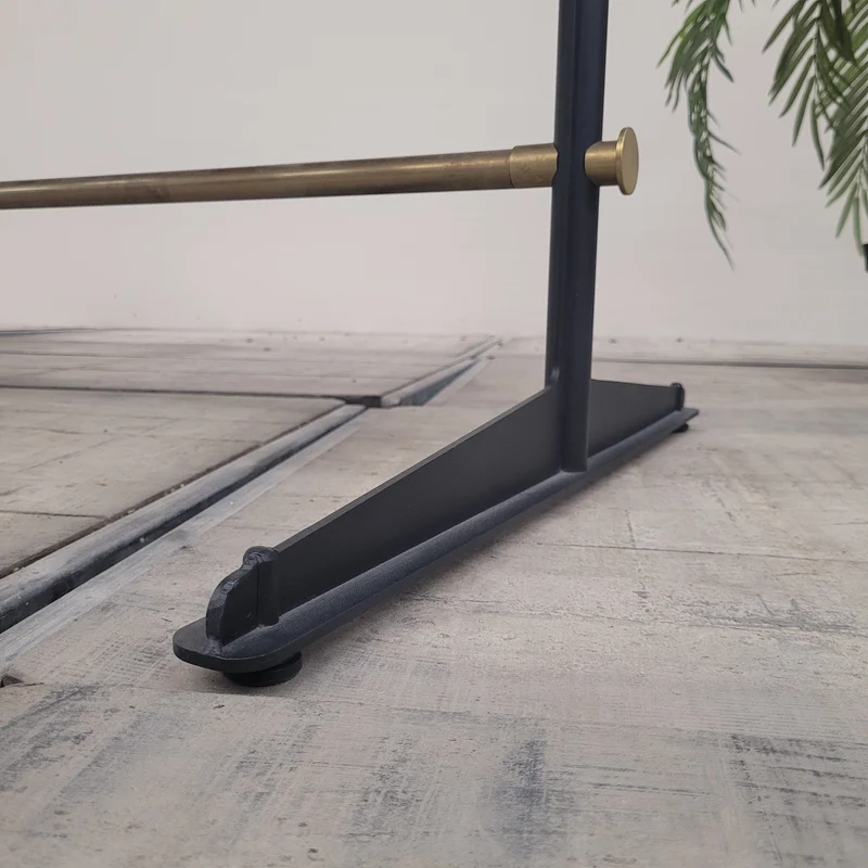 Design Esstisch Massivholz Eiche Schwarz Golden Gebraucht