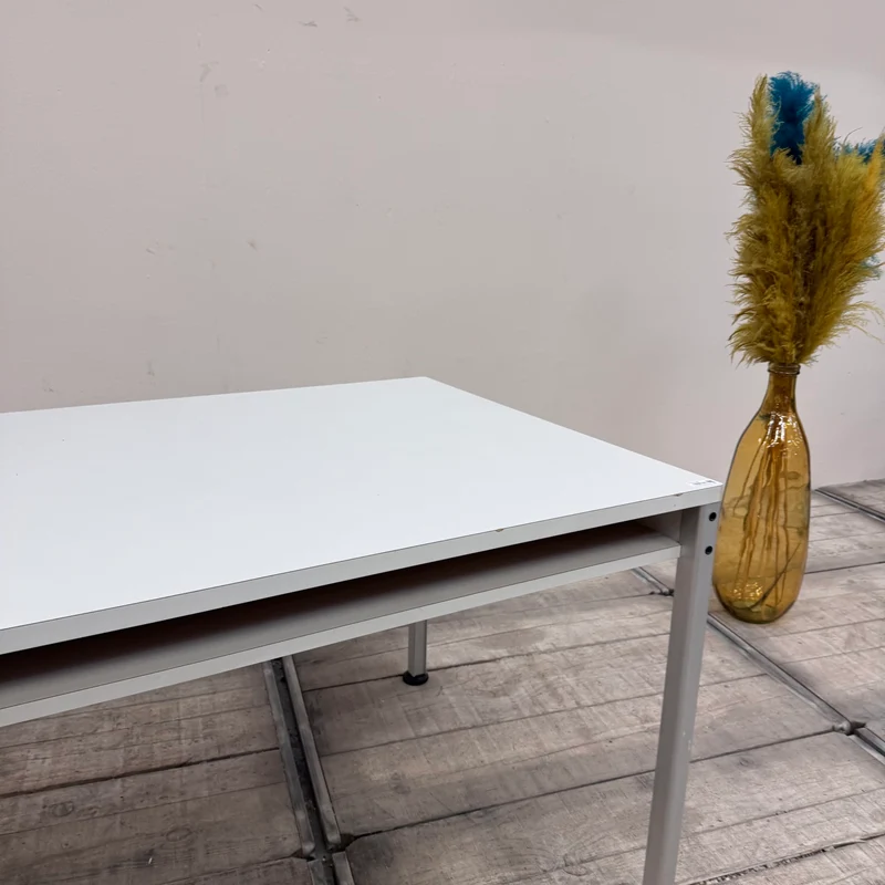 Schreibtisch Weiß Holz Metall Mit Blende Tisch 180x90 Gebraucht