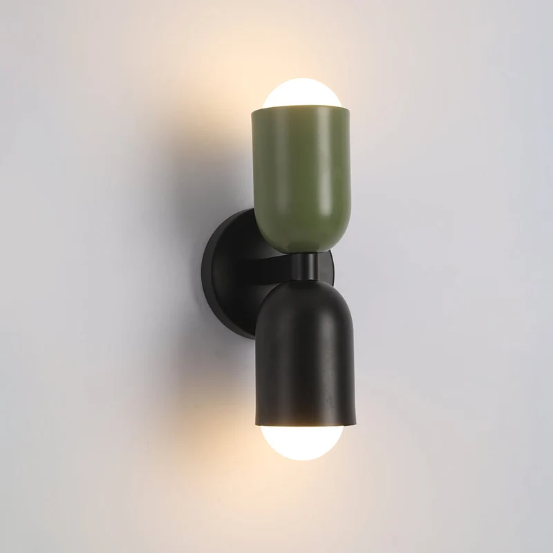 Moderne Metalen Wandlamp LED Duo met Kleurrijk Gepoedercoat Ontwerp voor Slaapkamer en Sfeervolle Woonkamer | Sansoti