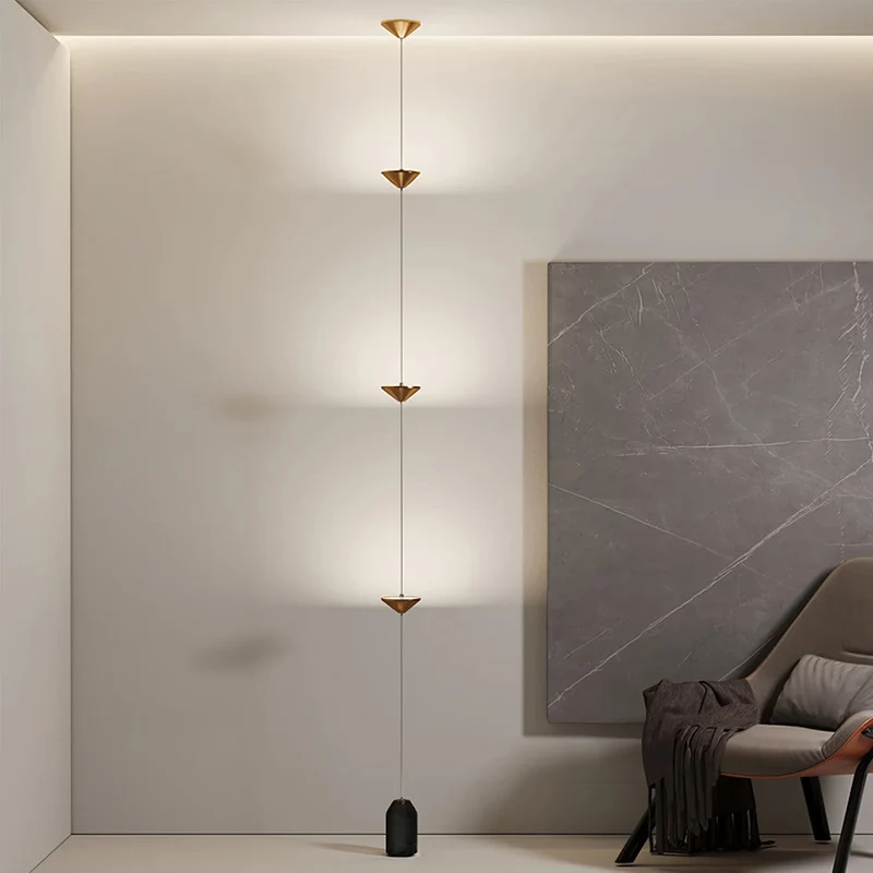 Sculpturale Hanglamp met Drie Conische Kappen Natuurstenen Voetstuk LED Warm Licht Modern Design Woonkamer | Sansoti