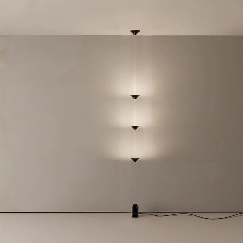 Sculpturale Hanglamp met Drie Conische Kappen Natuurstenen Voetstuk LED Warm Licht Modern Design Woonkamer | Sansoti