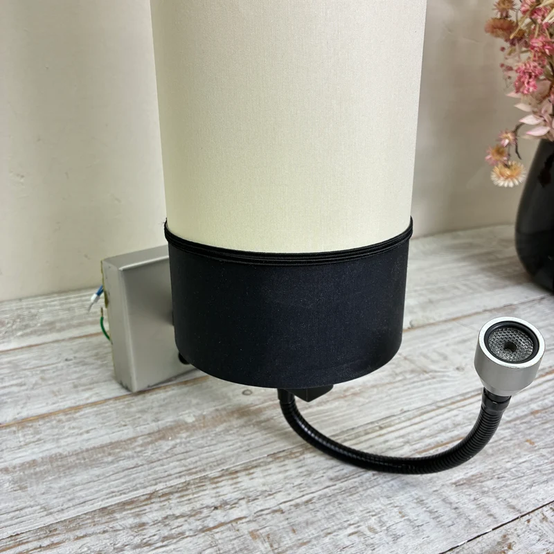 Wandlampe Hotel mit Leseleuchte Beige Braungrau Lampe Gebraucht