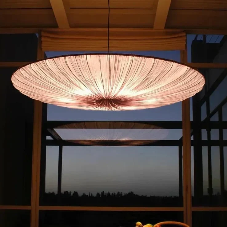 Geplooide Kroonluchter met Parasol-Design – Stoffen Hanglamp voor Eetkamer Woonkamer en Slaapkamer Sfeer | Sansoti