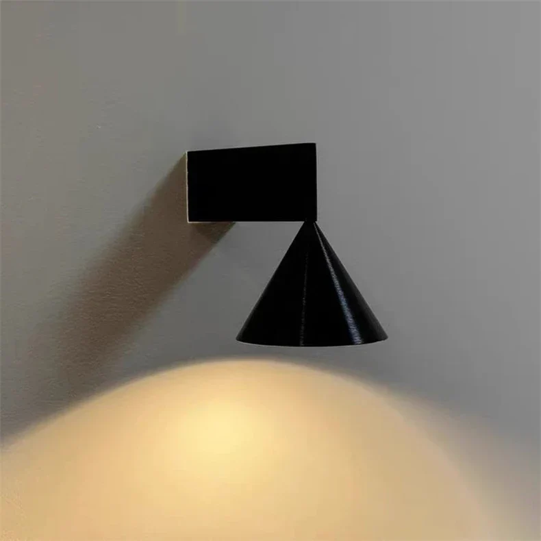Metalen Wandlamp LED 7W Warm Wit Licht Slaapkamer Woonkamer Hal Chroom Zwart Moderne Design Verlichting | Sansoti