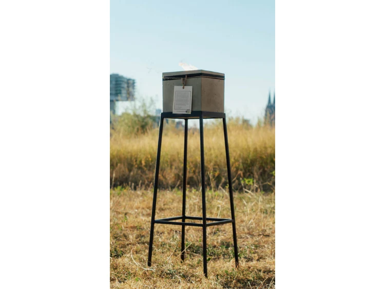 Pulverbeschichteter Ständer für Betonfeuer Fuego|von Beske| Höhe: 62 cm