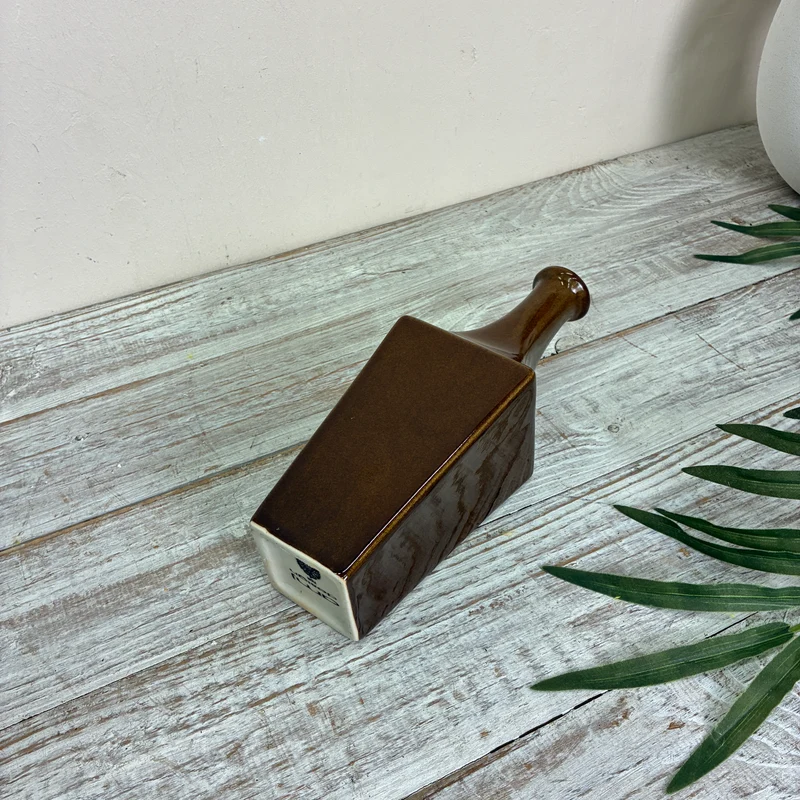 Ami Design Vase Braun 27cm