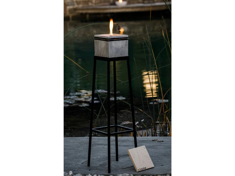 Pulverbeschichteter Ständer für Betonfeuer Kea|von Beske| Höhe: 60 cm