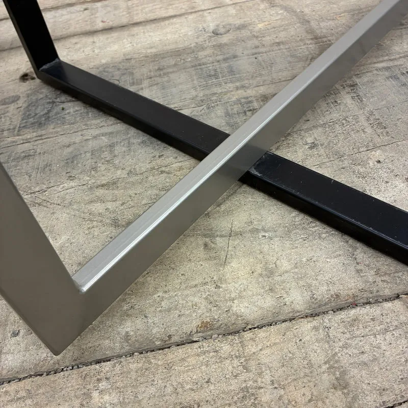 Kleiderständer Design-Ständer Metall Schwarz Silber modern Gebraucht