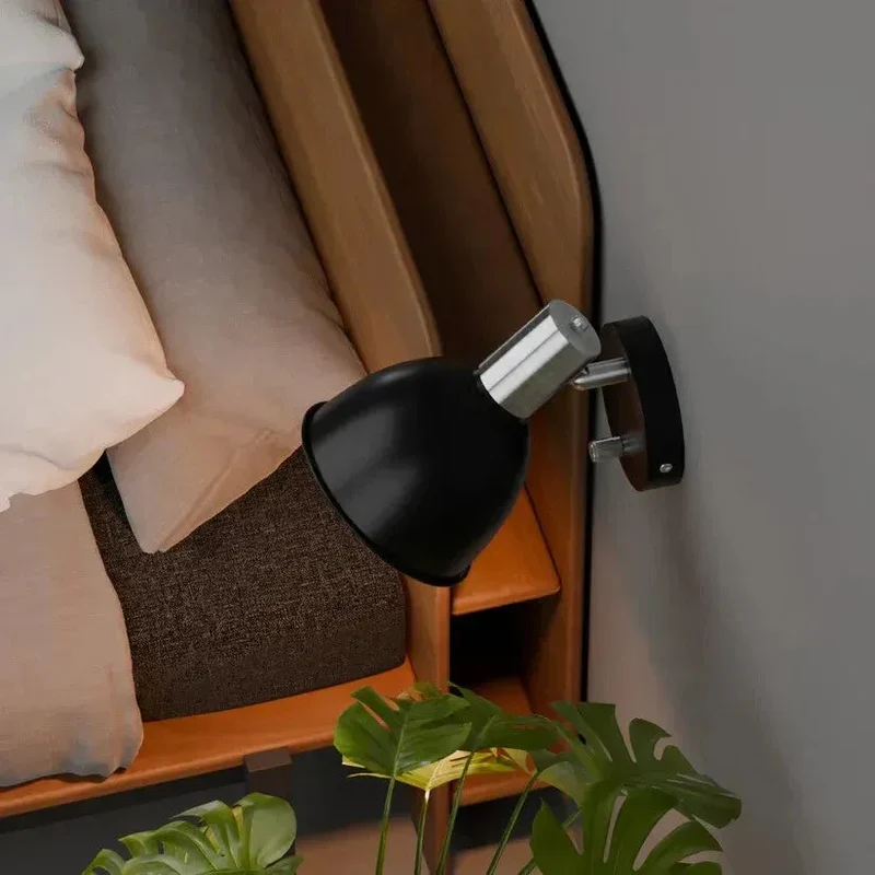 Verstellbare Wandleuchte mit Dimmschalter über 90° drehbarer Arm ~3301