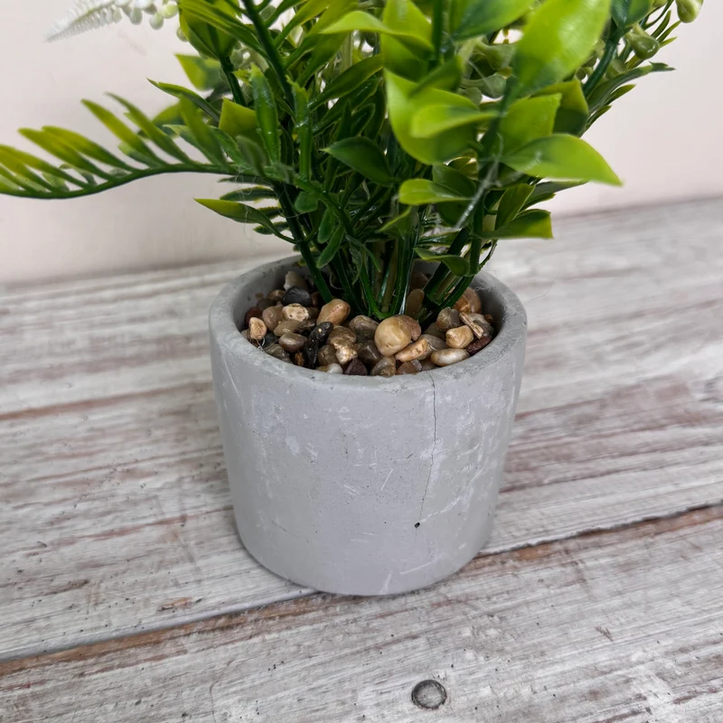 Künstliche Pflanze Lavendel im Zementtopf Deko Blume Weiß
