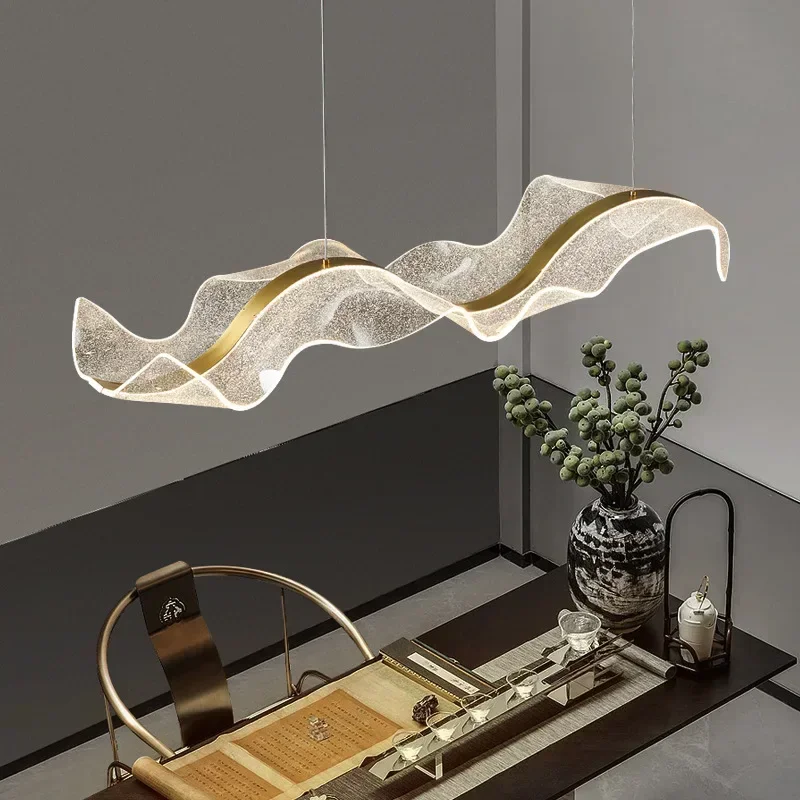 Nordic Wave LED Hanglamp Acryl Golfvorm met Messing Afwerking Dimbaar Verstelbaar voor Eetkamer Slaapkamer | Sansoti