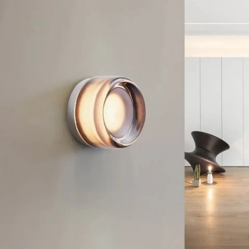 Glazen Wandlamp met IJzeren Armatuur – Scandinavische Stijl voor Sfeervolle Verlichting in Woonkamer en Slaapkamer | Sansoti