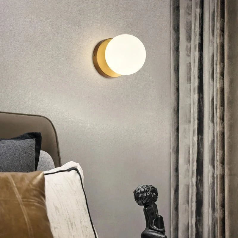 Glazen Bol Wandlamp Metaal Goud Zwart Warm Licht Slaapkamer Gang Woonkamer Scandinavisch Design Sfeerverlichting | Sansoti