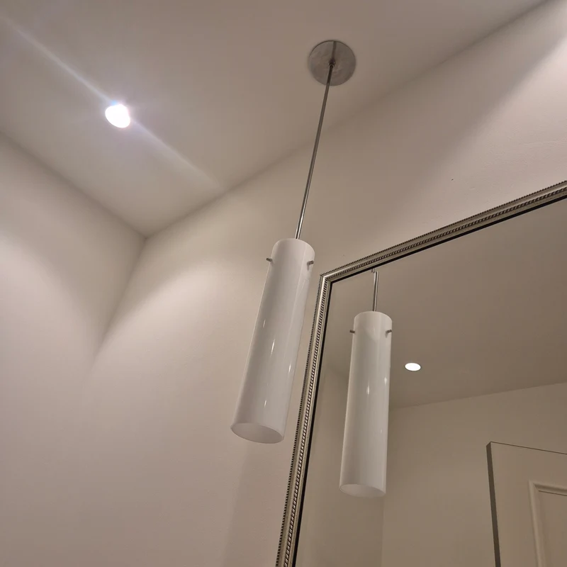 La Luce Leuchte zylindrisch weiß Glas - Atlantic Hotel Hamburg - Lampe gebraucht
