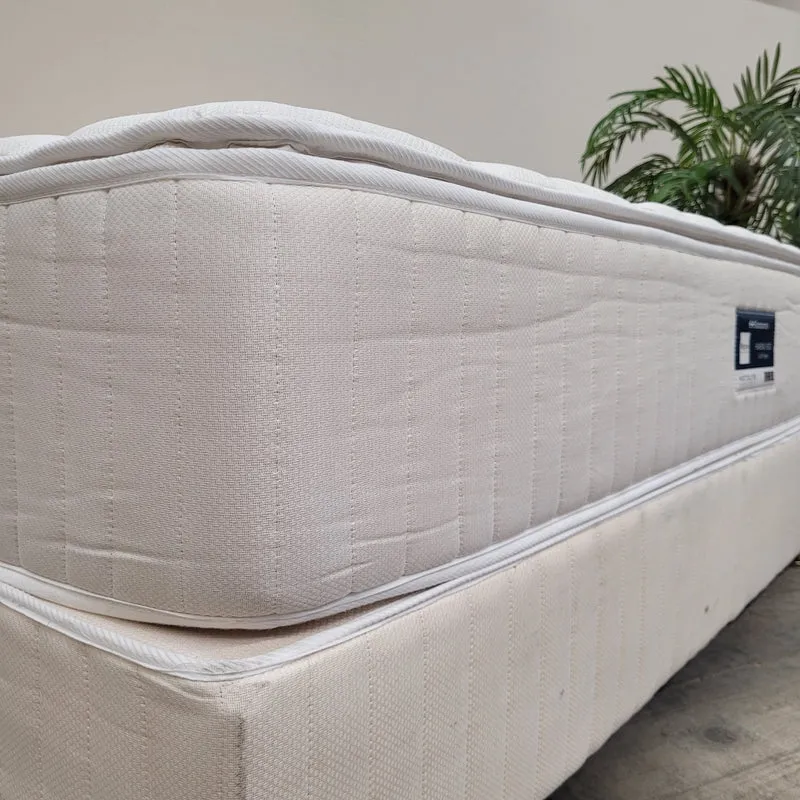 Simmons Heavenly Boxspringbett 180x200 inkl Matratze & Topper Bett Gebraucht
