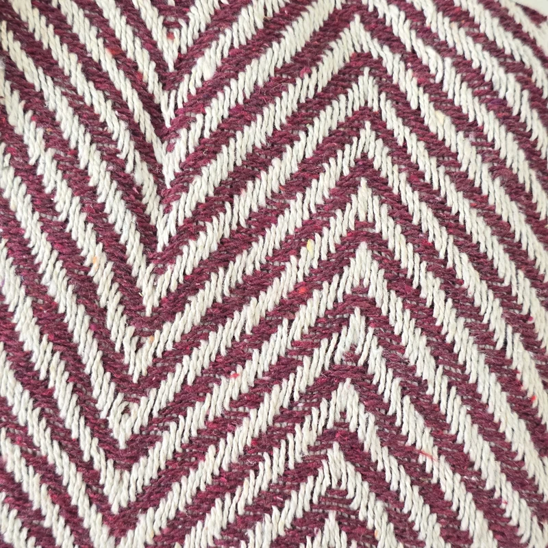 Take a Plaid 22 Wohndecke 125x150cm Rot Weiß Baumwolle Muster Fransen Decke