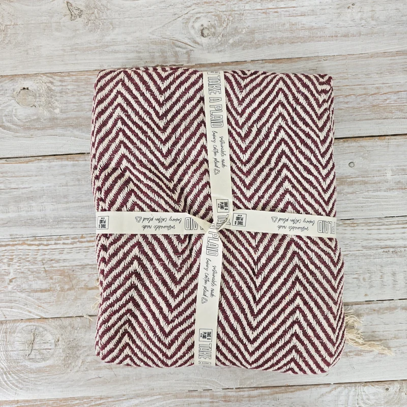 Take a Plaid 22 Wohndecke 125x150cm Rot Weiß Baumwolle Muster Fransen Decke