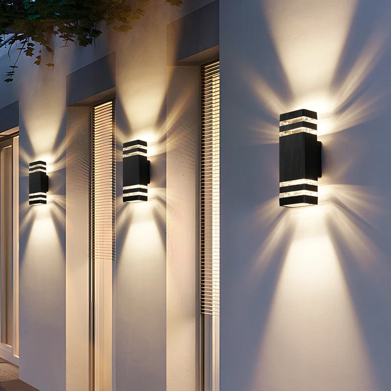Wandlamp voor buiten tweelichts E27 met omhoog en omlaag lichtbundel aluminium outdoor wandverlichting | Sansoti