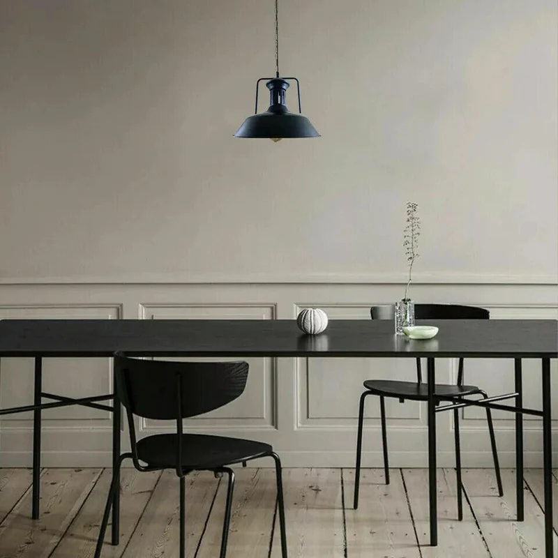 Industrielle Pendelleuchte schwarz modern Hangelampen~3172