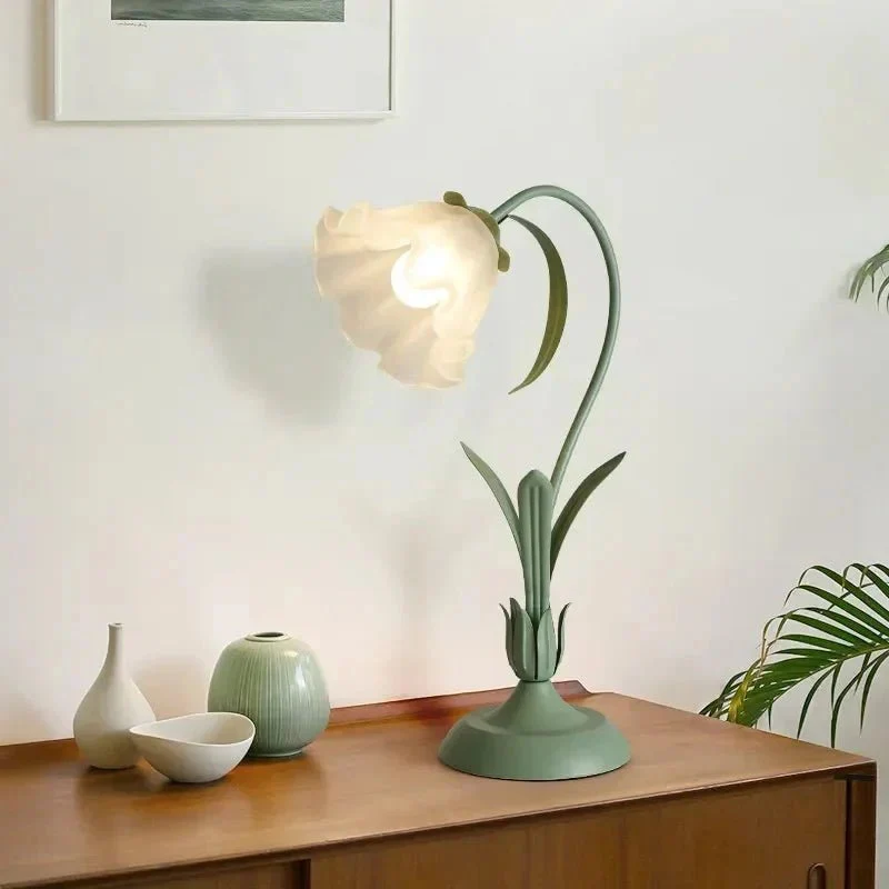 Vintage Tafellamp met Bloemenpatroon Metalen Voet E27 Fitting 50cm Hoog Sfeervol Licht Slaapkamer Woonkamer | Sansoti
