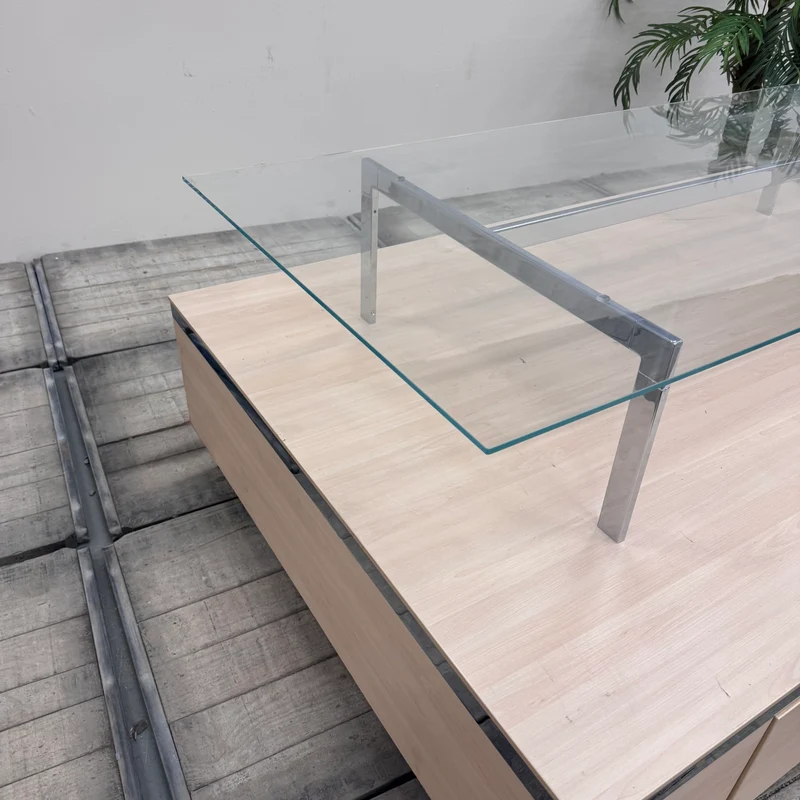 Peek & Cloppenburg Ladenpräsentation Displaytisch gebraucht