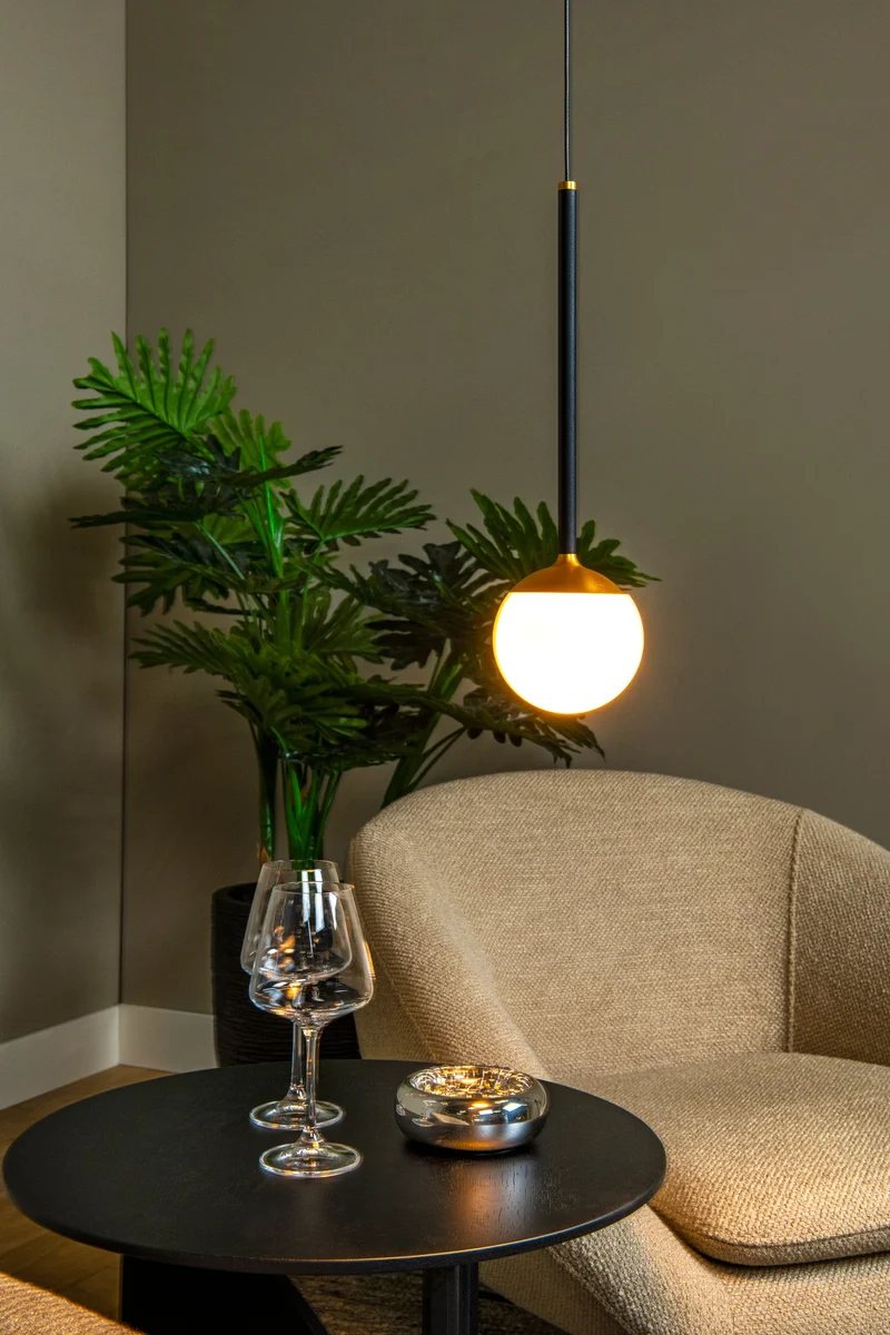 LED-Pendelleuchte Calina dimmbar mit CCT