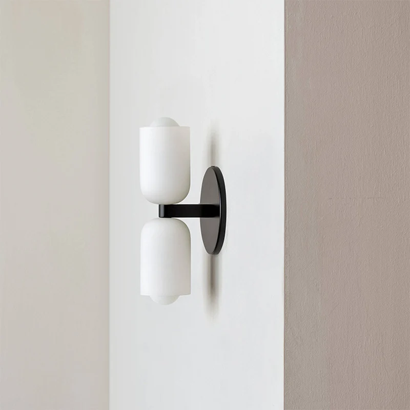 Wandlamp met Dubbele Acryl Kappen – Stijlvolle Up & Down Verlichting voor Hal Slaapkamer Woonkamer Gang | Sansoti