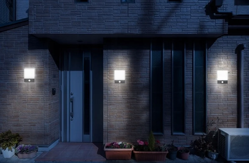 Elegante LED Außenleuchte | Anthrazit Sensor~2564