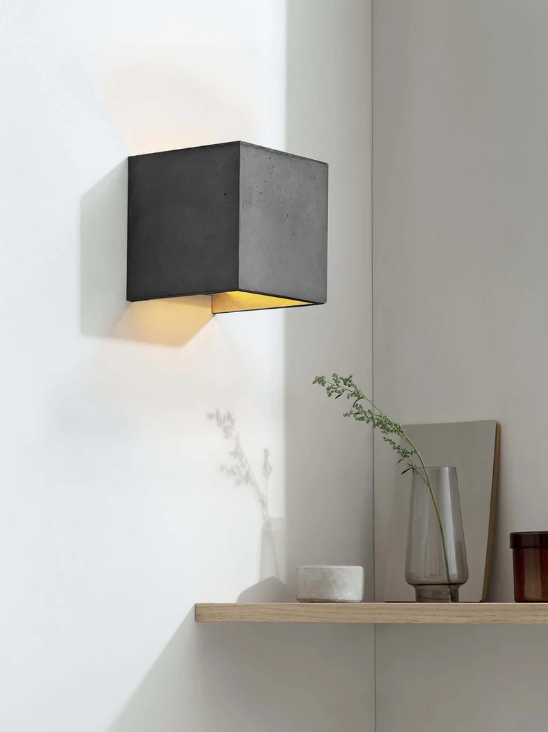 Gantlights B3 Wandlampe quadratisch Beton