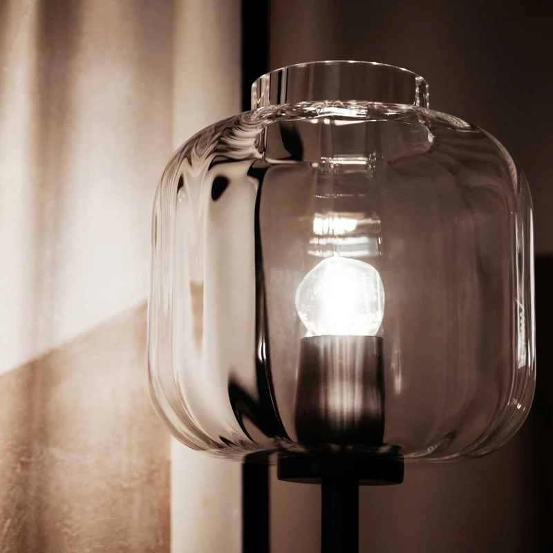 s.luce Velo Stehleuchte Travertin-Stein 180cm Schwarz