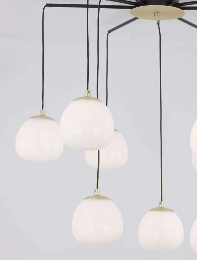 The Egg Pendelleuchte 8-flammig Ø 75cm Gold, Weiß, Schwarz
