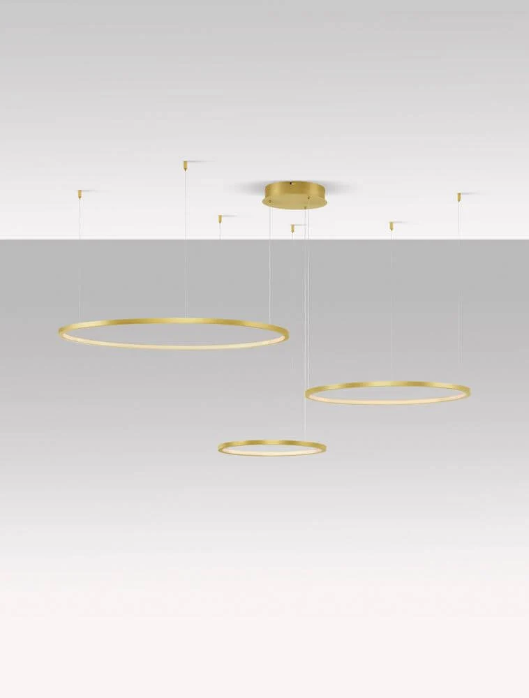 Purple LED Pendelleuchte 3-flammig Ø 130cm 3000K