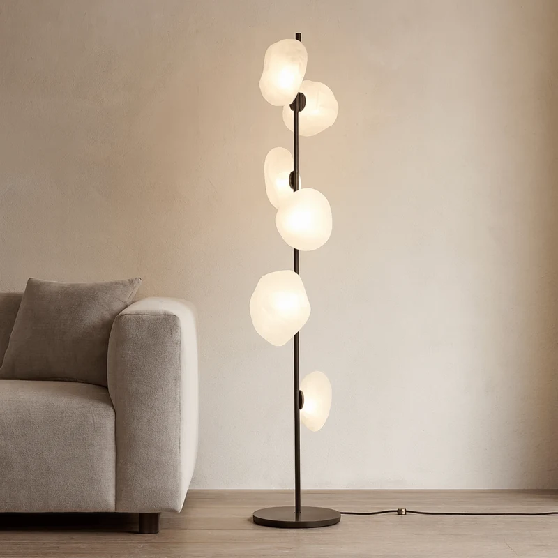 Sculptural vloerlamp met glazen kappen metalen frame moderne woonkamer slaapkamer sfeerverlichting design | Sansoti