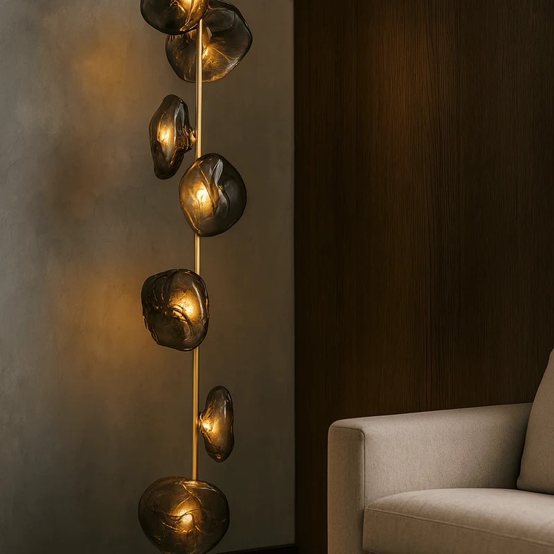 Sculptural vloerlamp met glazen kappen metalen frame moderne woonkamer slaapkamer sfeerverlichting design | Sansoti